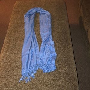 Light blue scarf